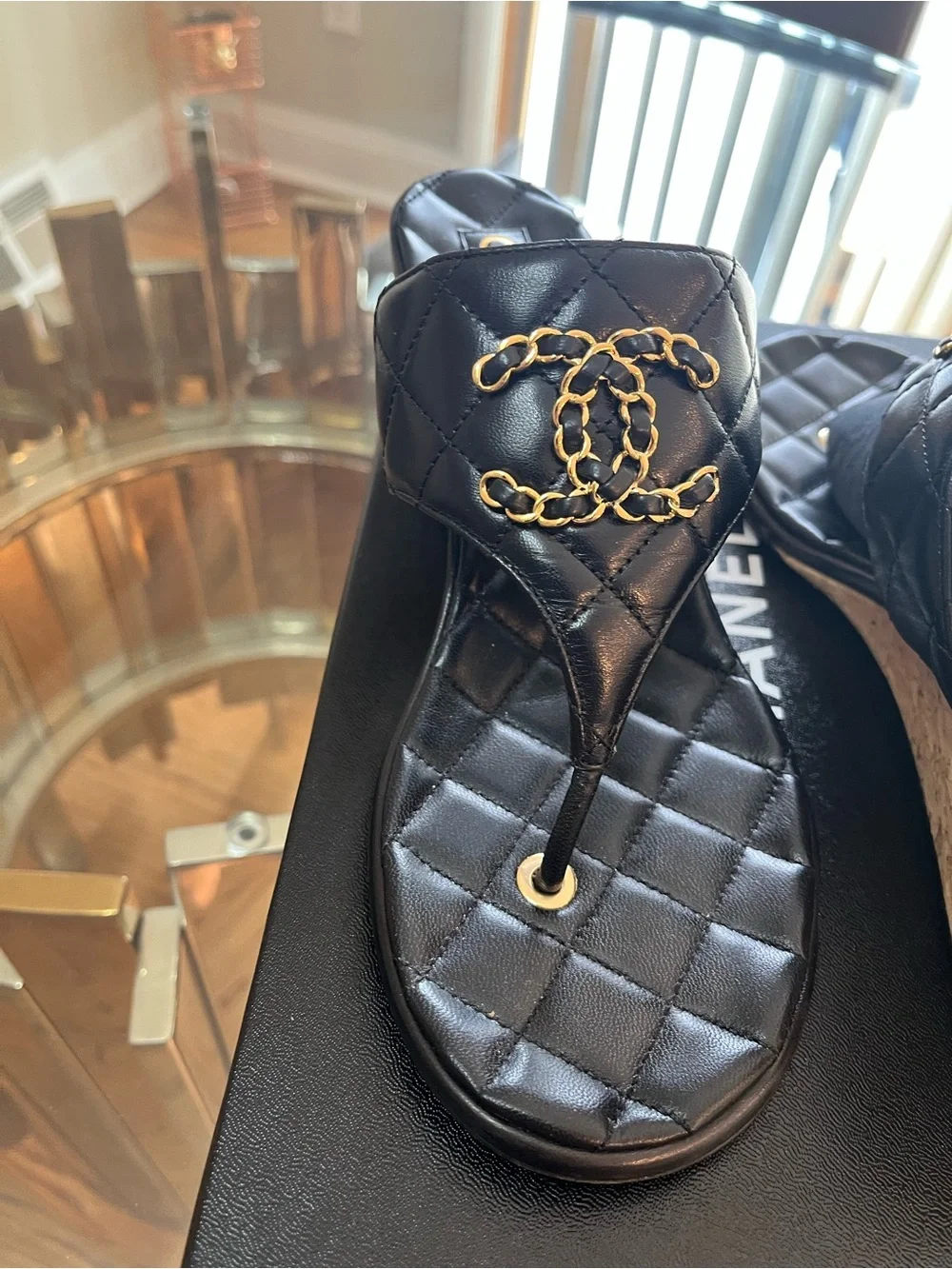 CHANEL Black Quilted Leather Thong Sandals with Gold Chain CC
